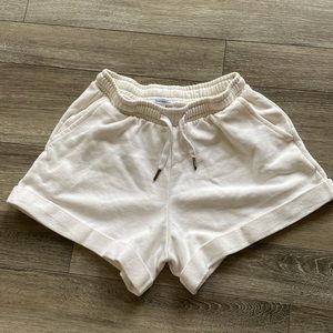 🔥HOT DEAL $15🔥 WeWoreWhat Athletic cuffed shorts XS/TP